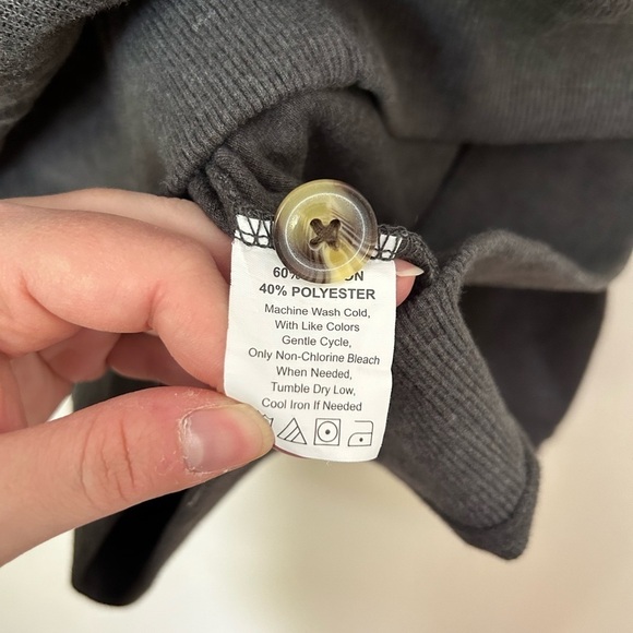 Rugged Trails | Long sleeve sweater pullover henley size M - Picture 3 of 4